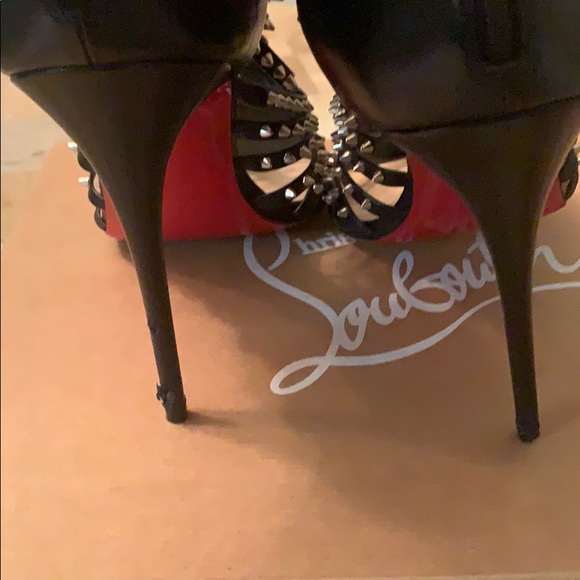 Designer shoes - Picture 2 of 5